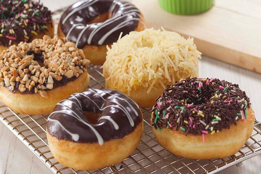 RAHASIA, DAN SEJUTA MANFAAT DONAT KENTANG Reta Nurnalia
