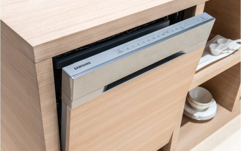 10 Dishwasher Brands To Avoid Save Your Money & Time