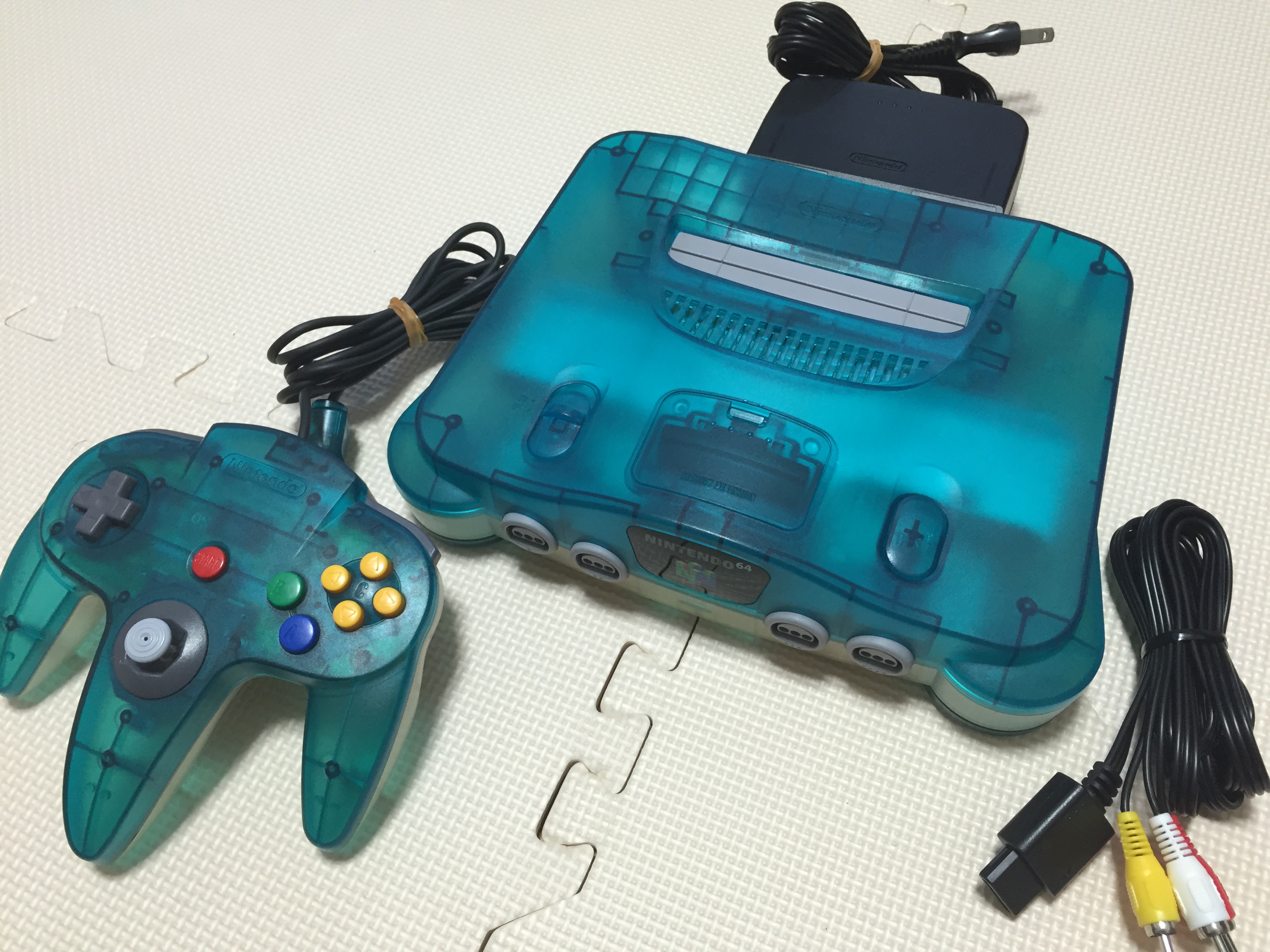 ニンテンドー64(N64)本体で遊ぶのに必要なものは？付属品・便利な周辺機器を紹介！ れとろとろ ゲームブログ