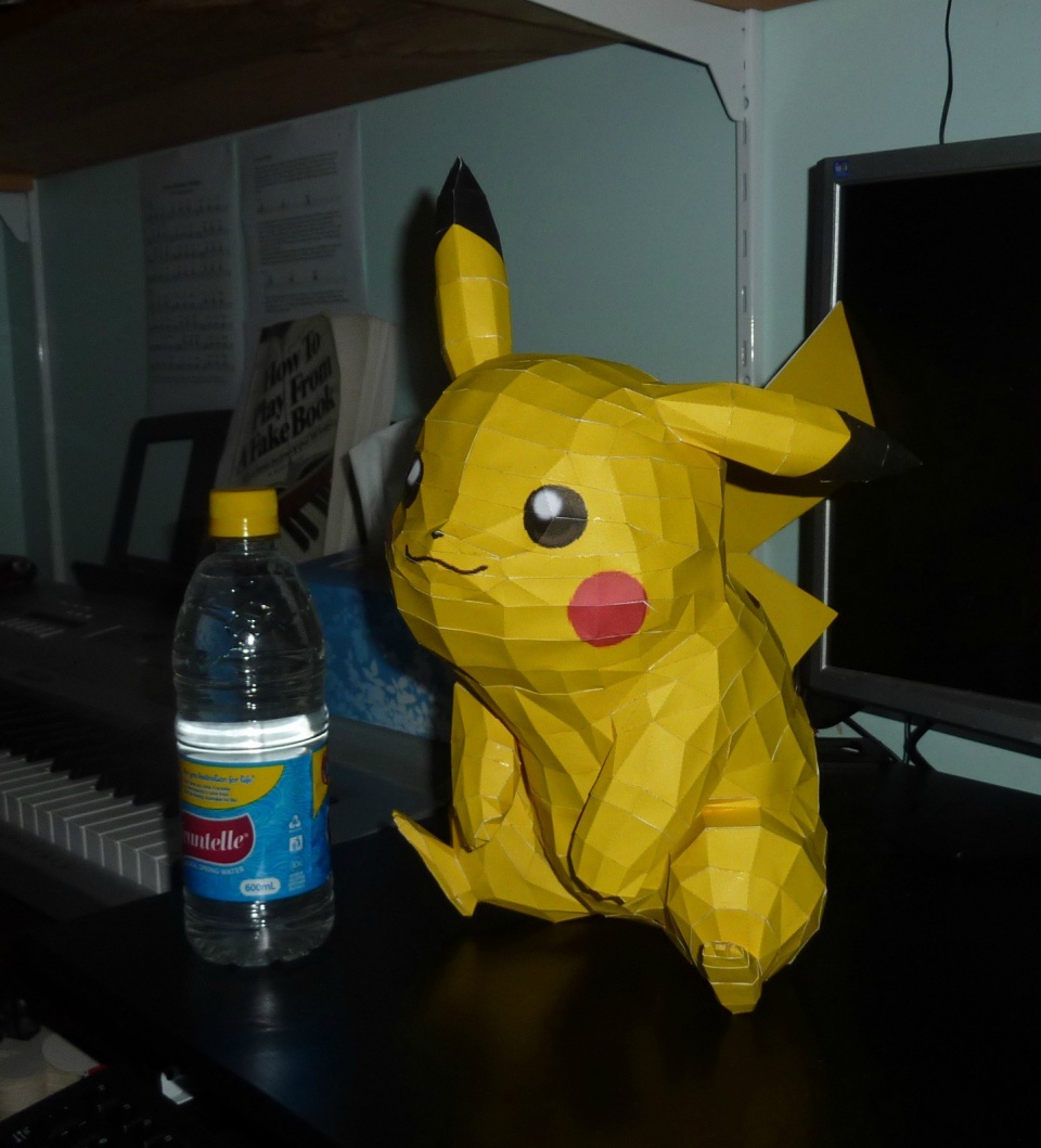 Lifesize papercraft Pikachu