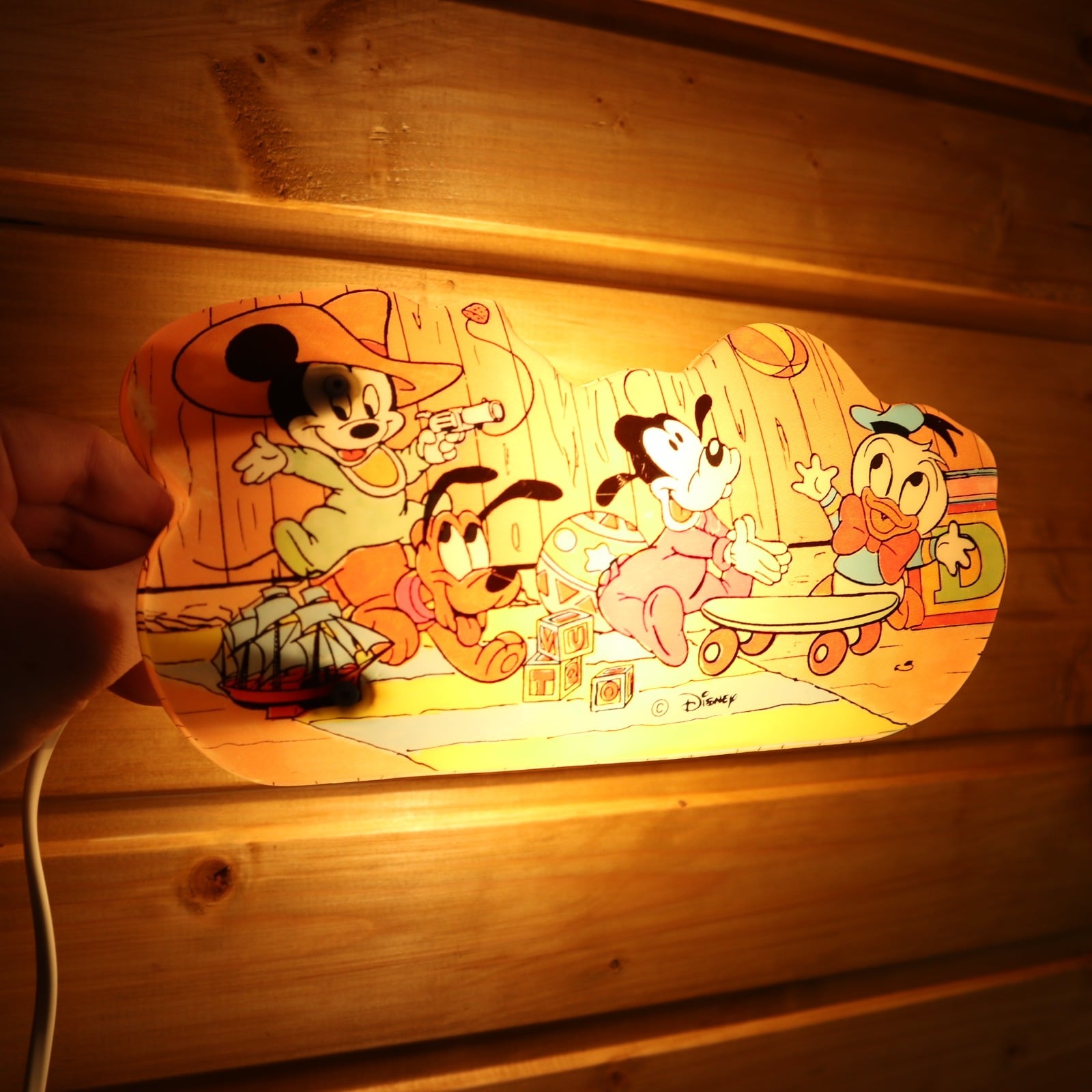 Disney Wandlampe mit Baby Micky, Pluto, Goofy und Donald RetroReiZ Shop
