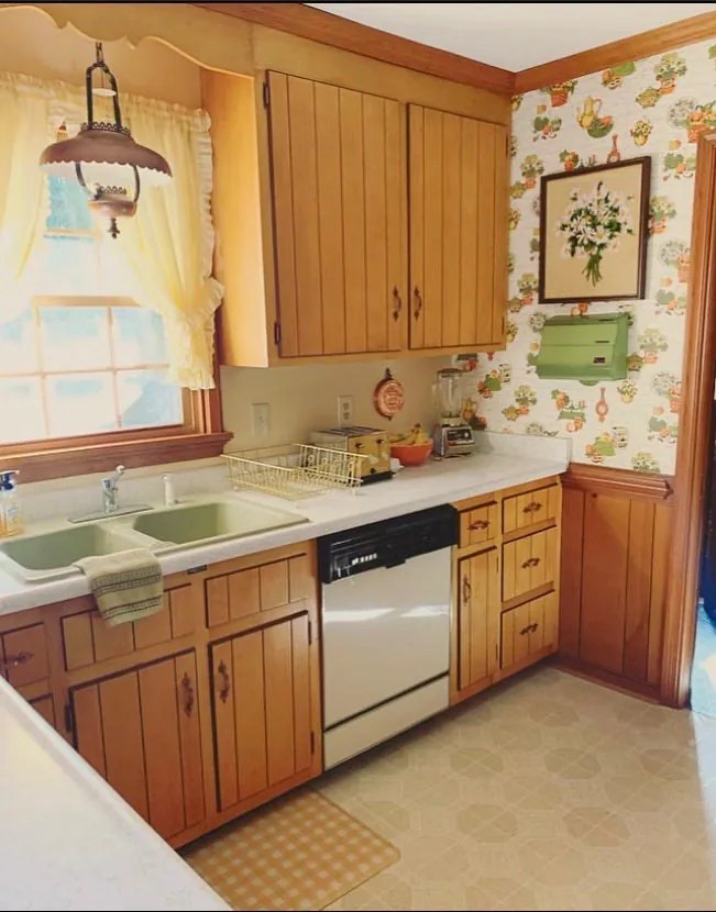 Stacy celebrates the "avocado goodness" in her 1968 ranch house kitchen Retro Renovation