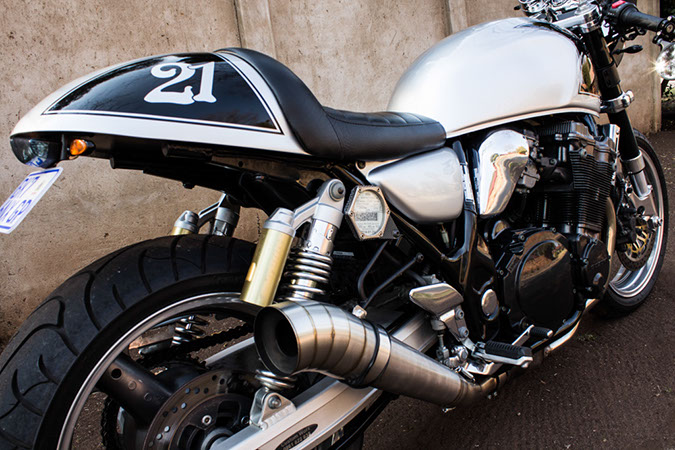 Suzuki Inazuma Cafe Racer - AltMotoCult (675 x 450 Pixel)
