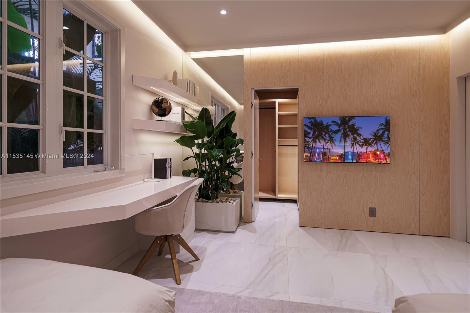 SEASIDE CONDO 19115 40,000 For Rent