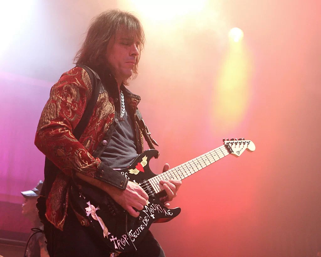 The Best Glam Metal Guitarists Of All Time Ranked Return of Rock
