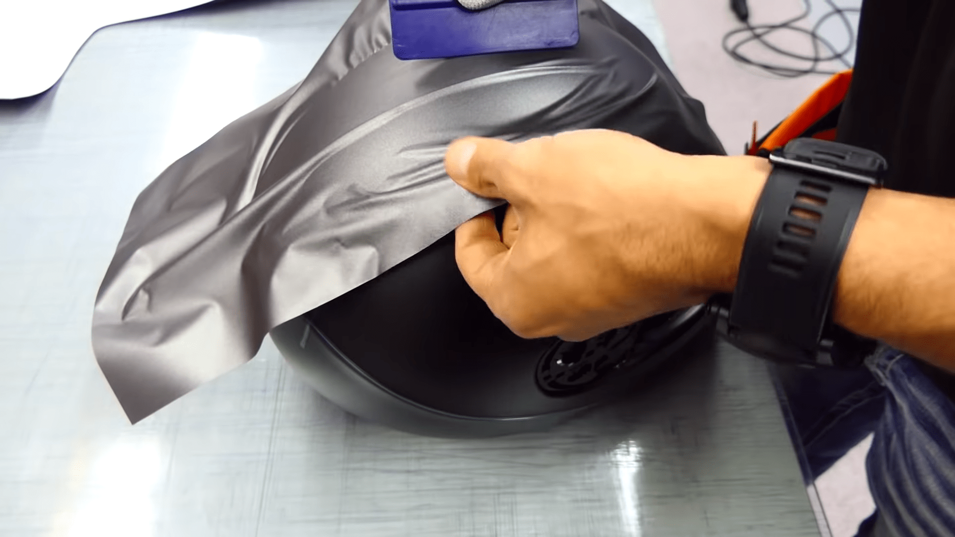 How to Wrap a Motorcycle Helmet? Rev Corner