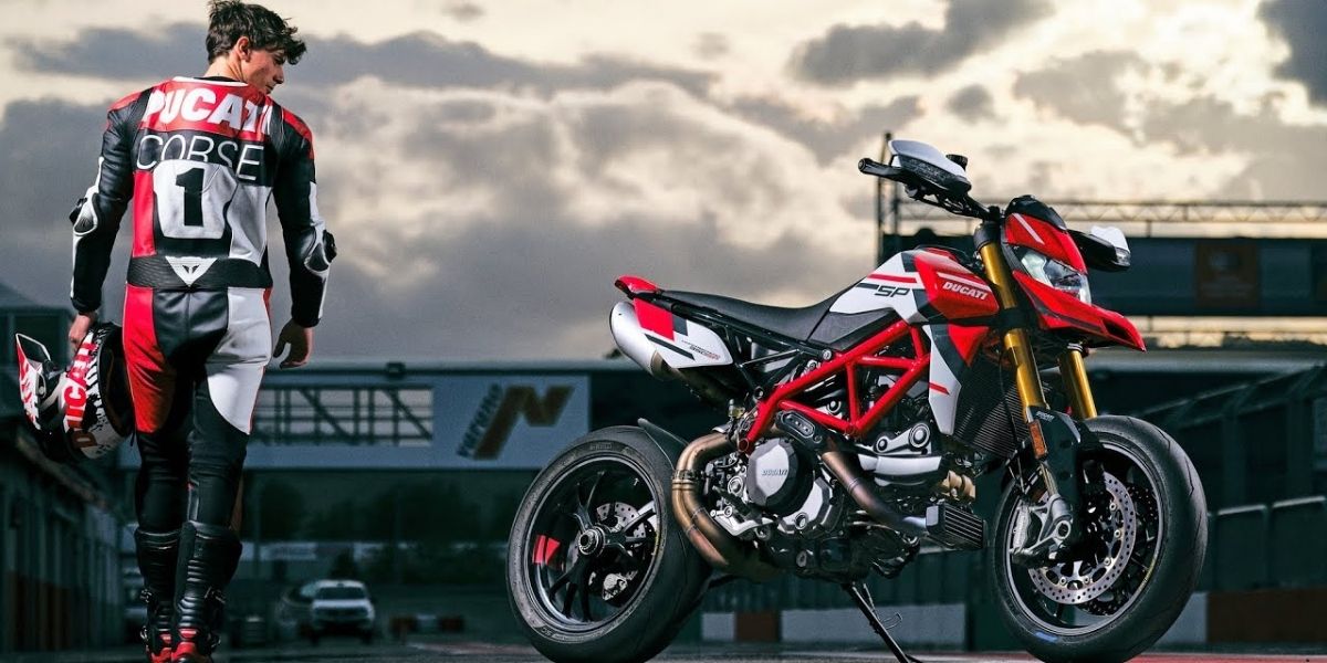 6 Best Motorcycle for Tall Riders Rev Corner
