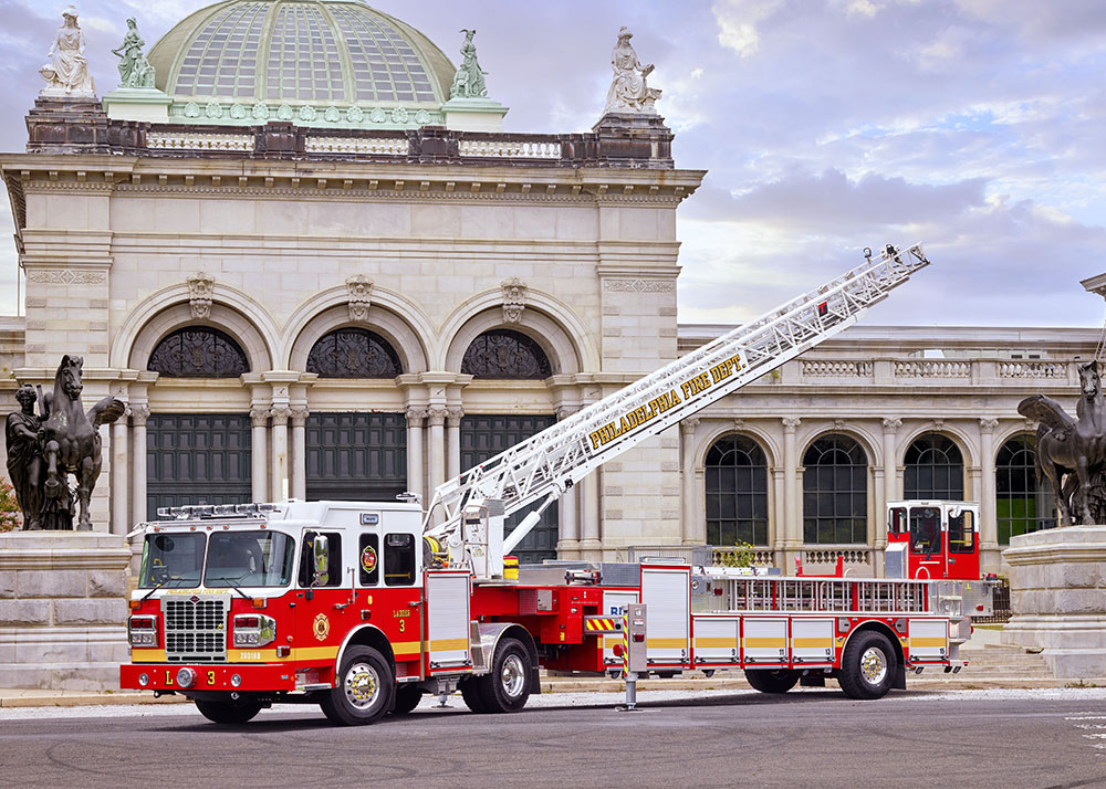 PHILADELPHIA FIRE DEPARTMENT TAKES DELIVERY OF FIRST OF EIGHT SPARTAN
