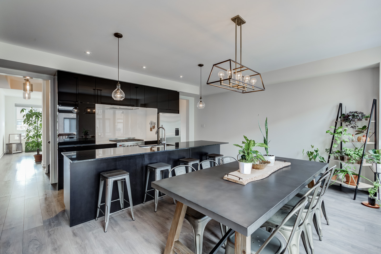 Paolo Castellano Real Estate Agent, Ratings & Reviews, 33 reviews