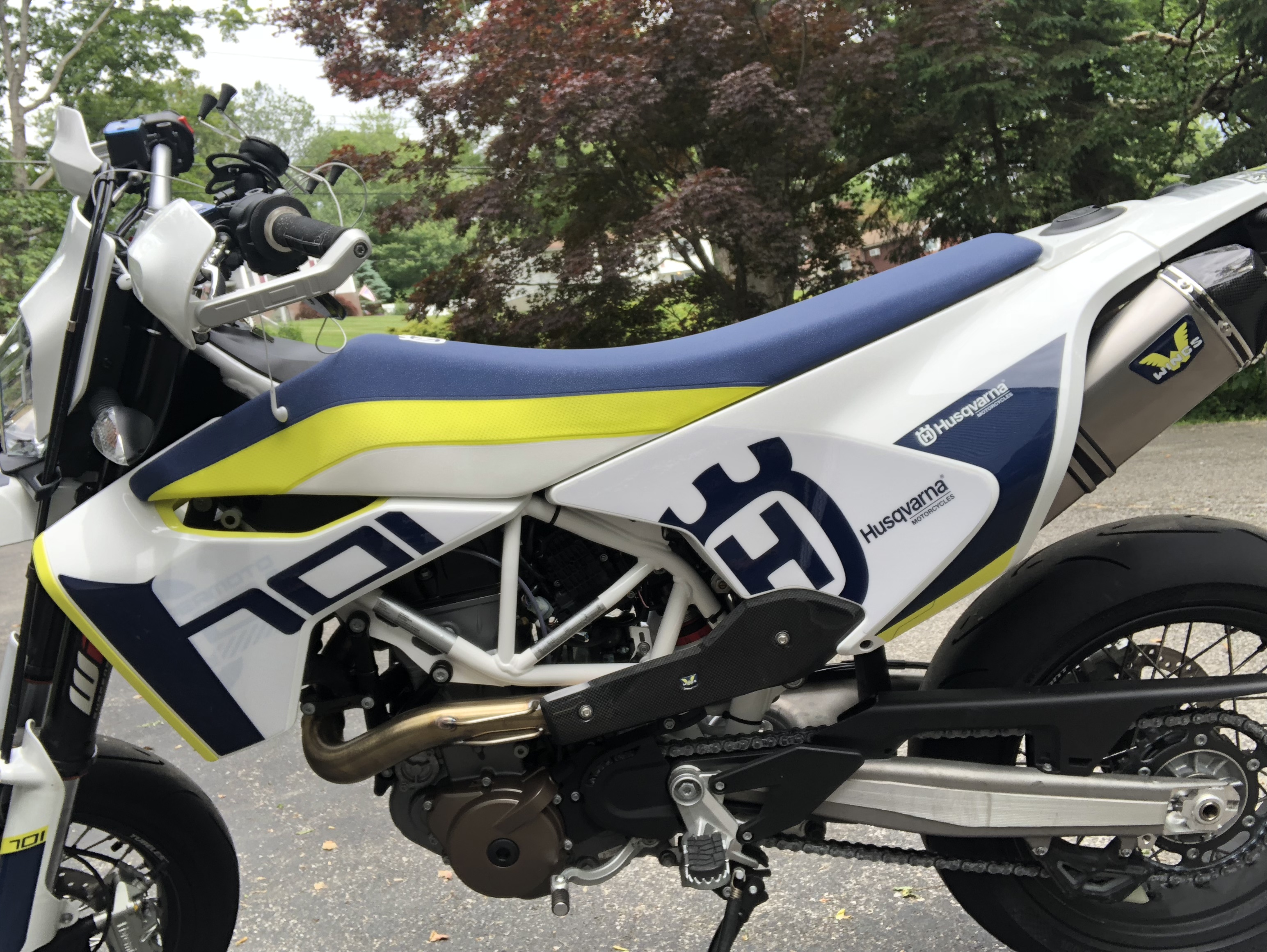 AOMC.mx Husqvarna Style Graphic Kit 701 Enduro/Supermoto