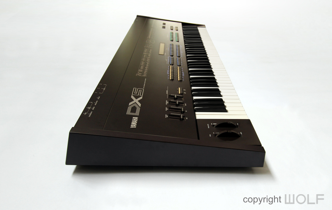 Yamaha DX5 Synthesizer (1985) | Wolf Review