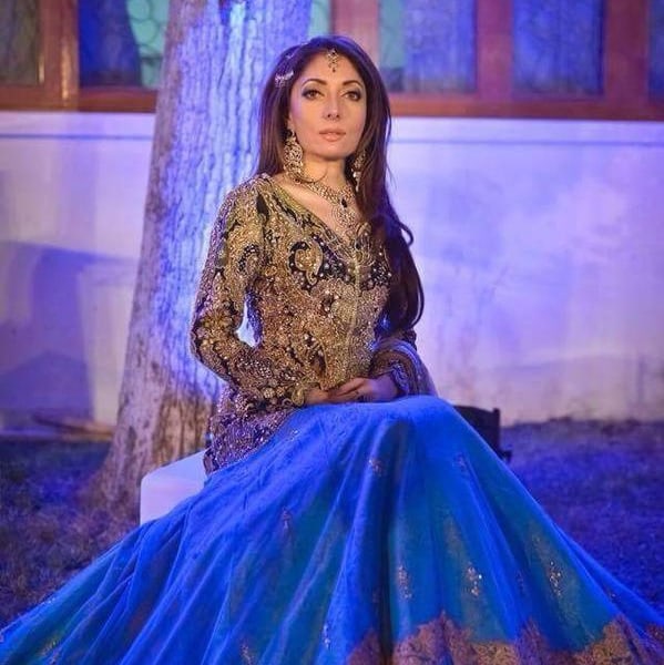 Sharmila Farooqui's Wedding Pictures And Dance Video Reviewit.pk