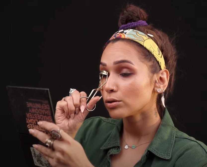 Faryal Mehmood Reveals Her Makeup Routine Reviewit.pk