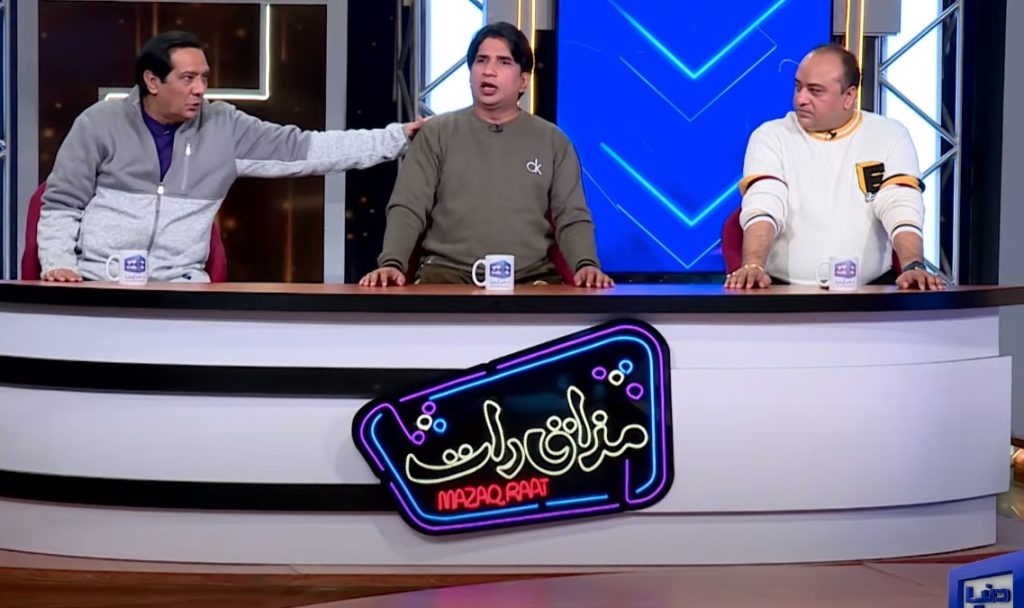 How Much Comedians Earn From Comedy News Shows Reviewit.pk