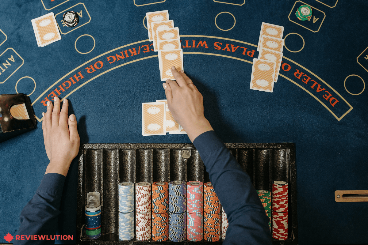 How to Play Baccarat? The Ultimate Guide