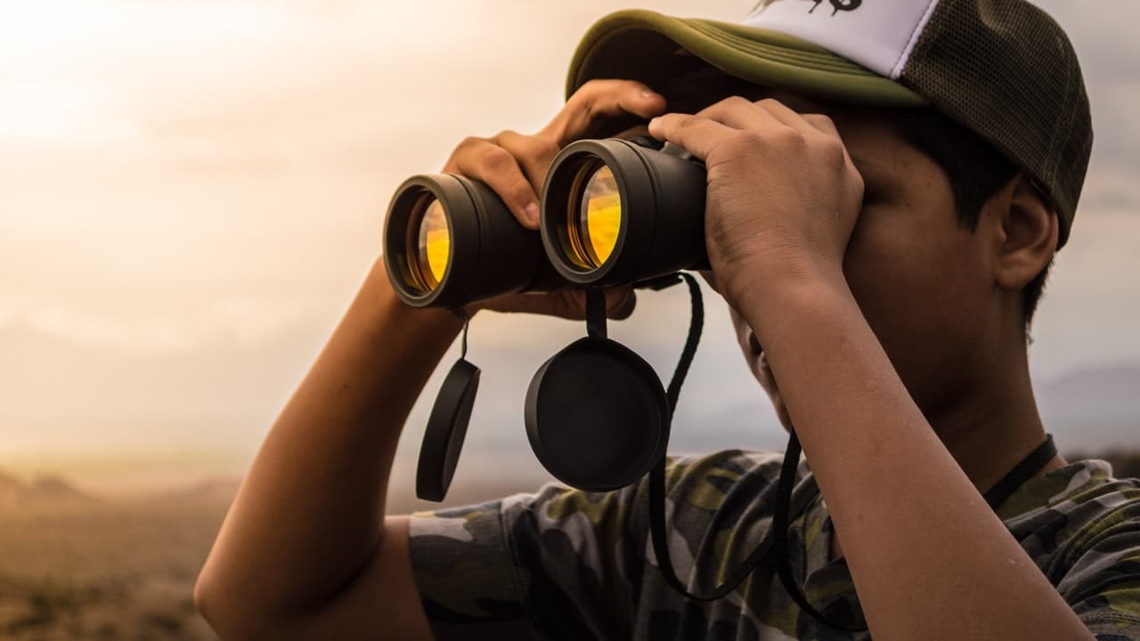 HOW DO BINOCULARS WORK? Shortcuts The Easy Way