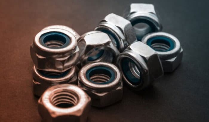 How to Install a Lock Nut on Your Own? (4 Steps)