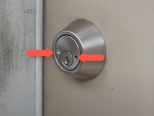How to Remove a Deadbolt Lock From the Outside: 5 Steps