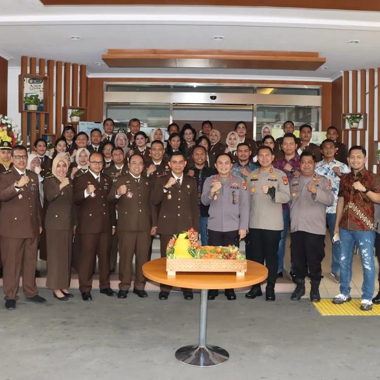 HUT Adhyaksa (RNews) HUT Adhyaksa (RNews)