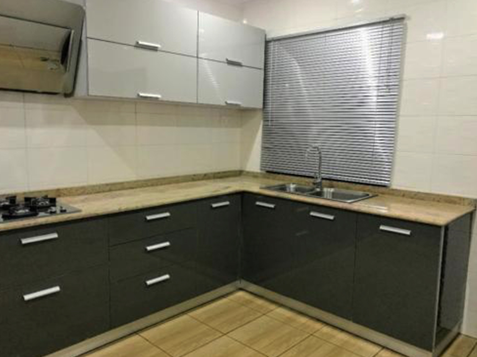 Kitchen Rewa Woods
