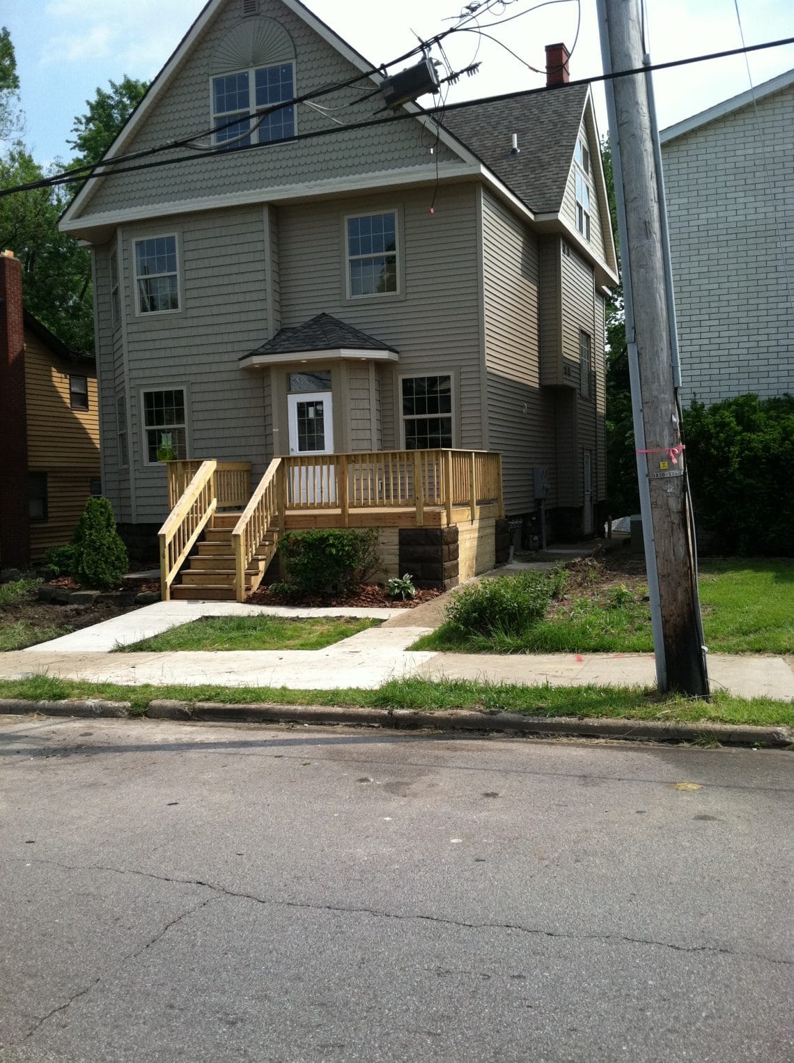 512 E. Buchtel Avenue, Akron, OH