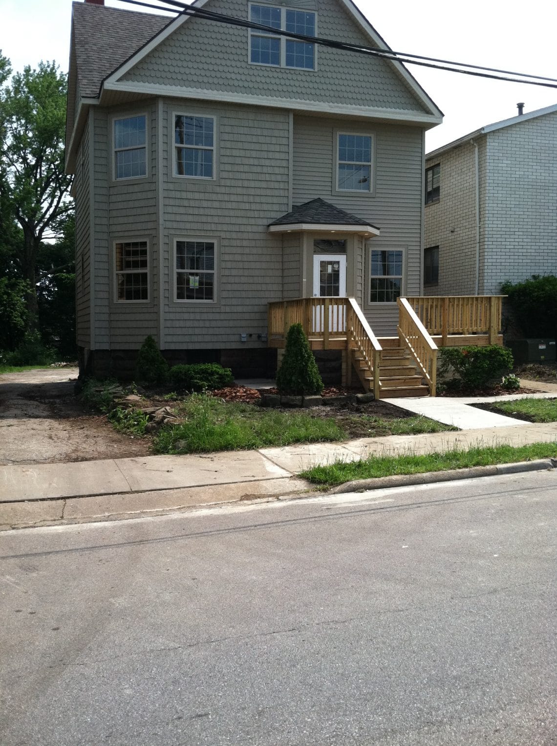 512 E. Buchtel Avenue, Akron, OH