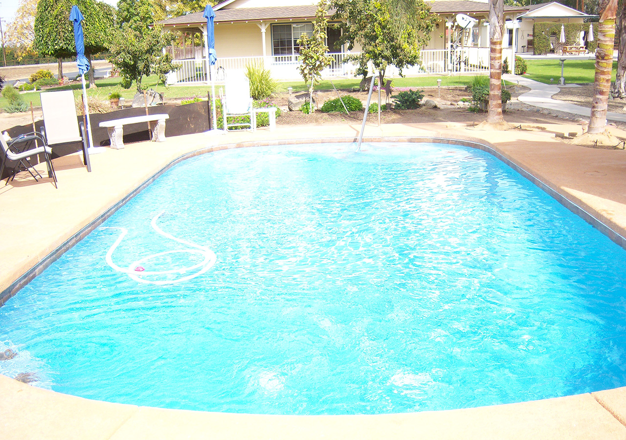Reyes Pool Service Pool Service Visalia