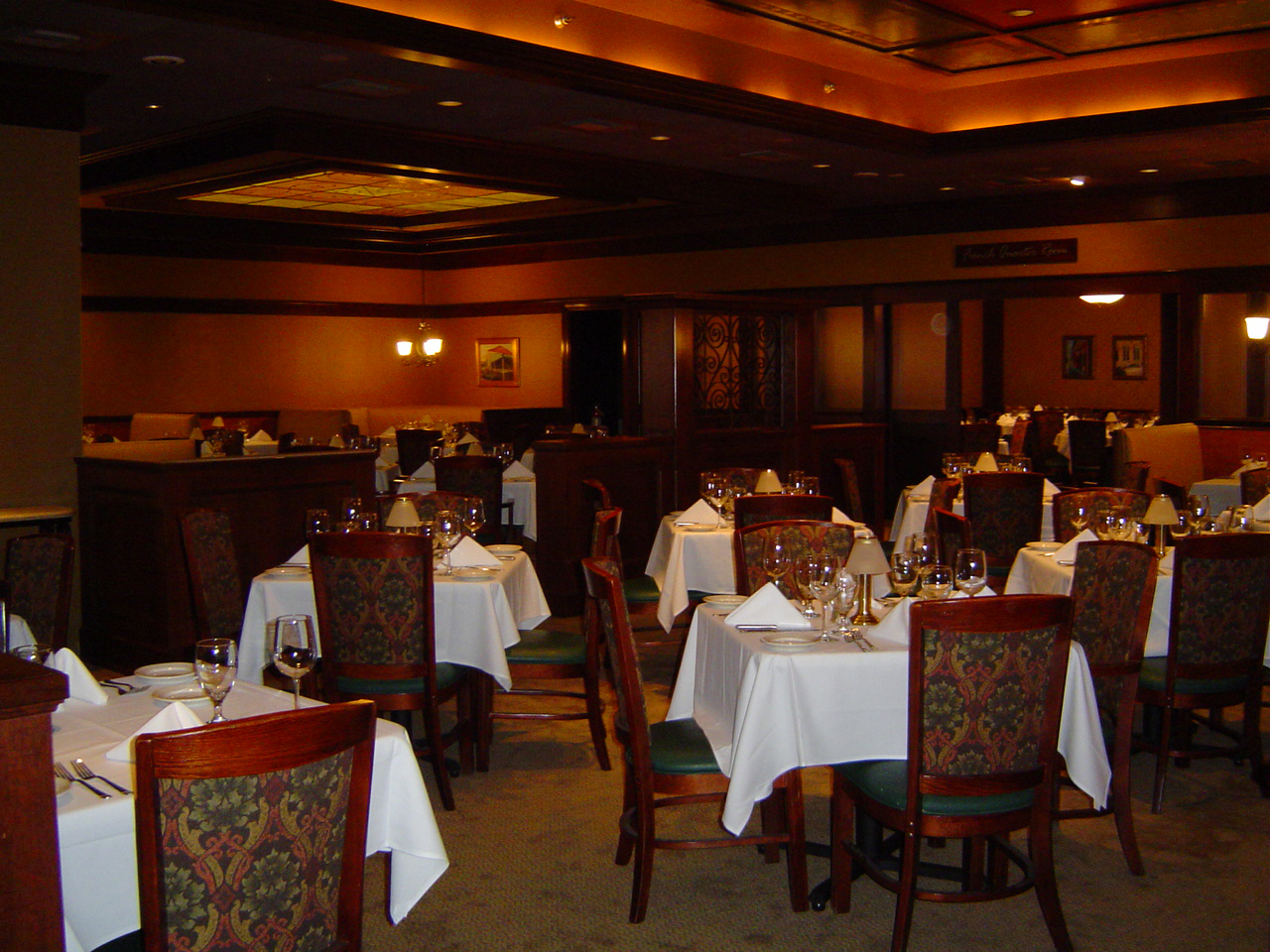 Private Dining in Raleigh Rey's Restaurant Site