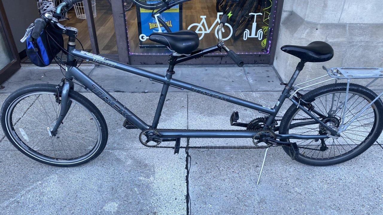 Bike and Roll Chicago Bike and Roll Chicago Trek T900