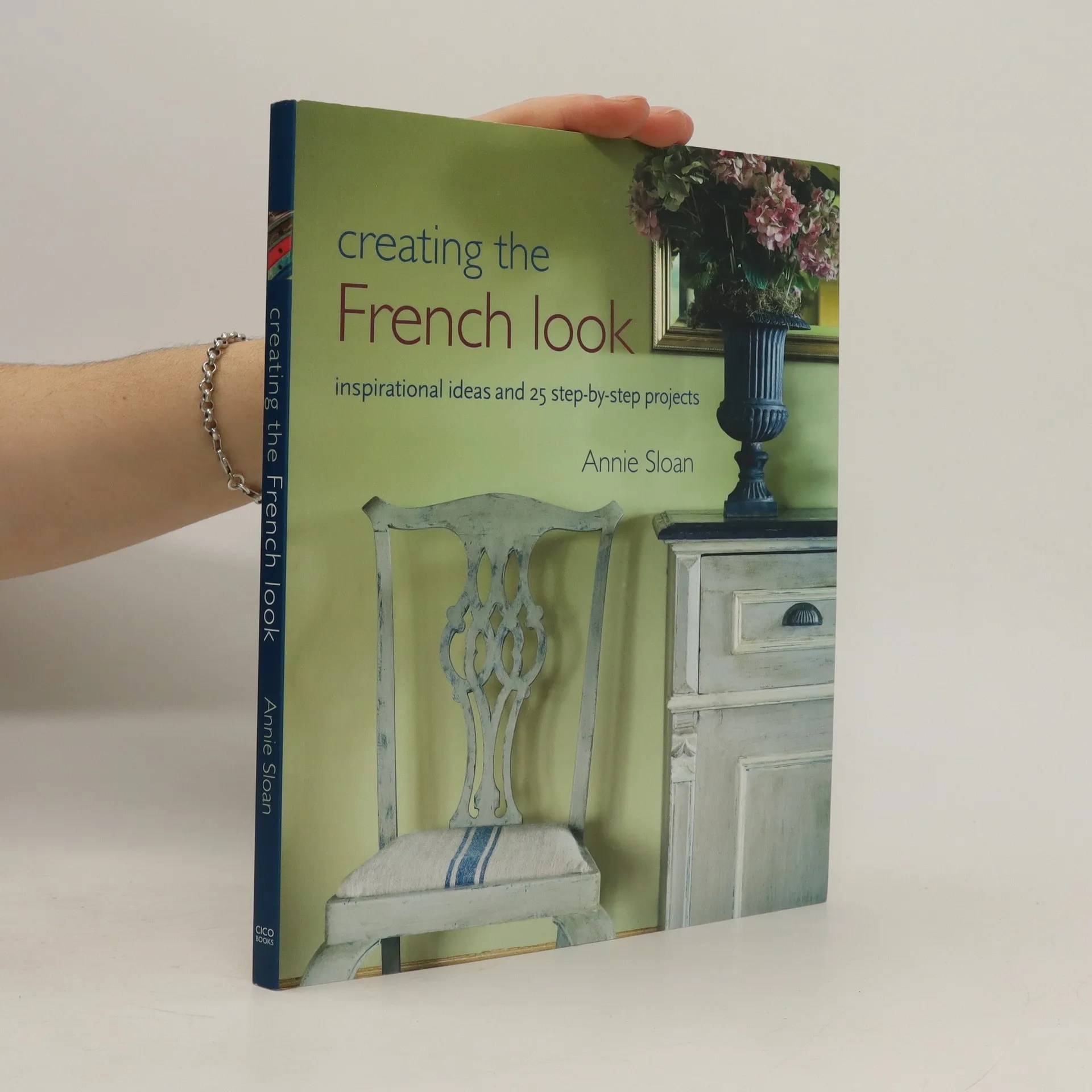 Creating the French look inspirational ideas and 25 stepbystep