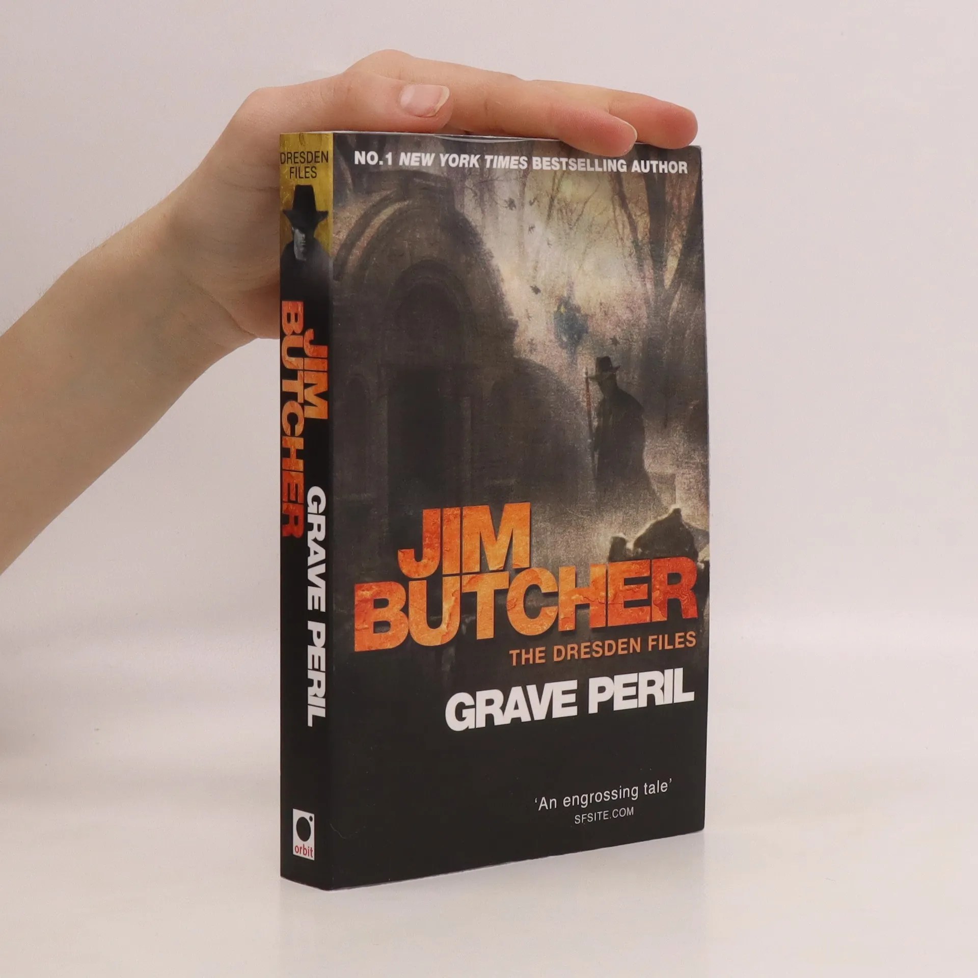 Grave peril Jim Butcher knihobot.cz
