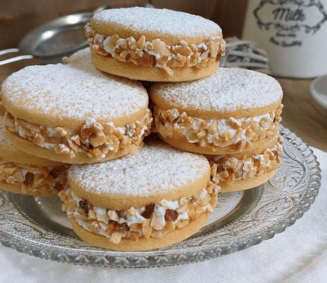 Kekse gefüllt mit Haselnuss und Sahne Omas Kochrezepte