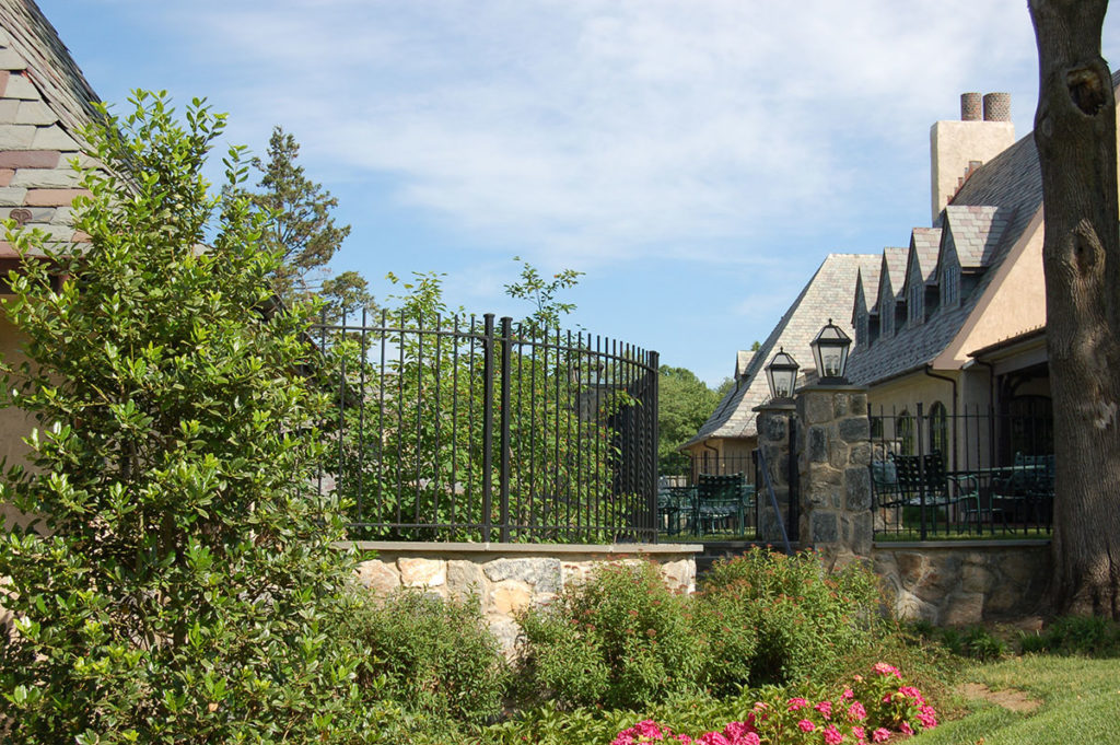Quaker Ridge Golf Club Pool RGR Landscape