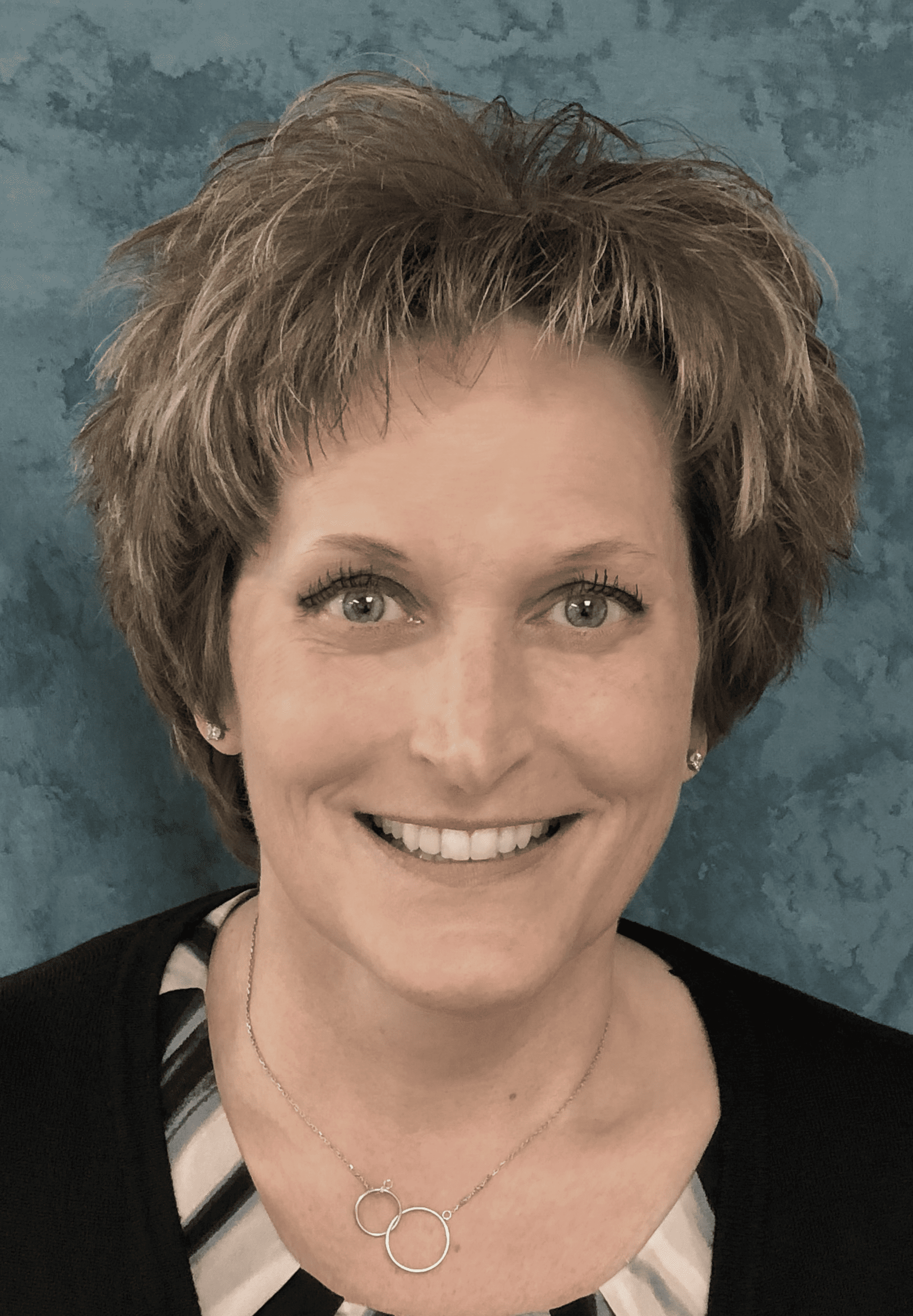 213 A Conversation with Heidi Anderson, CEO, Forks Community Hospital