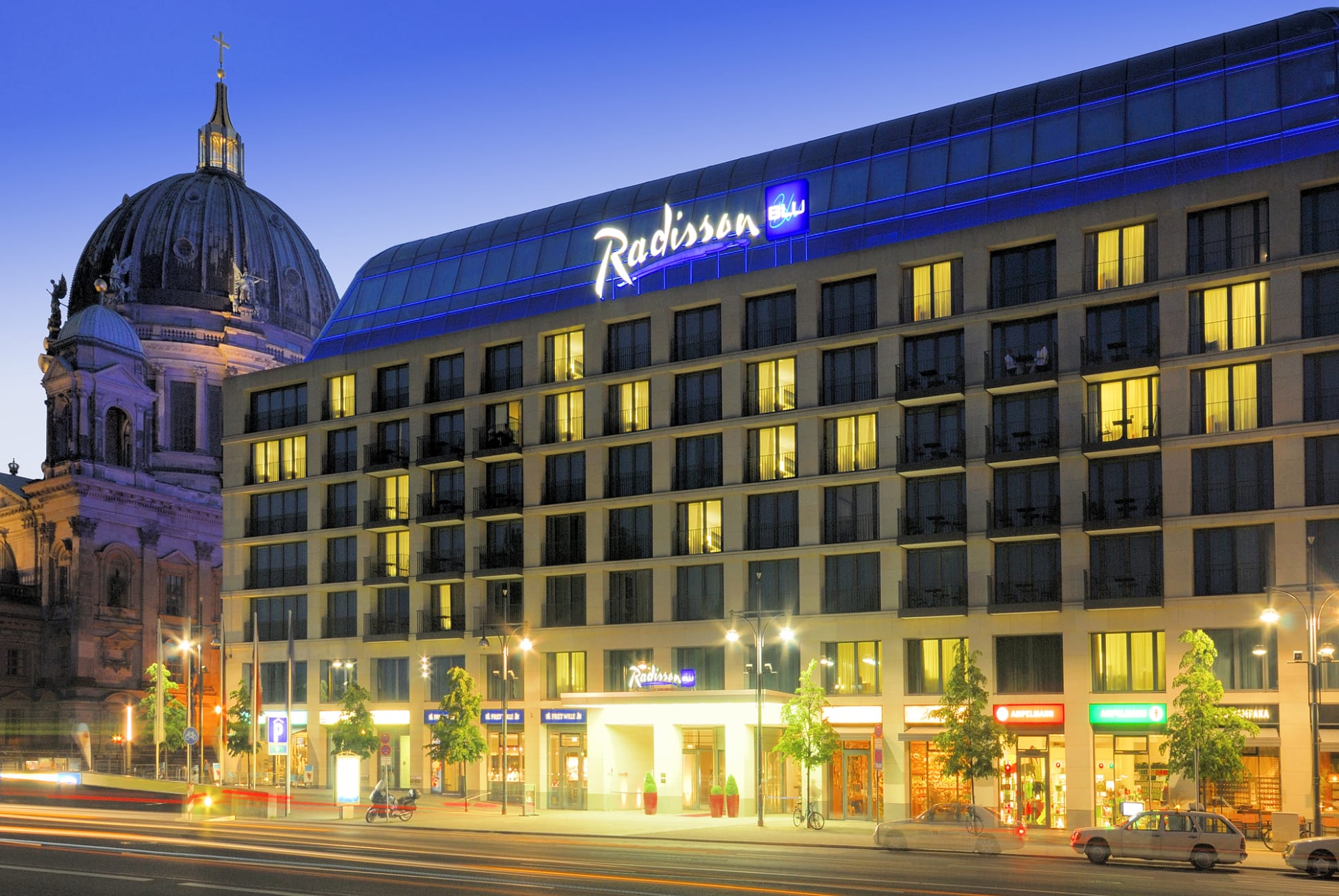 Radisson Blu Hotel Bucharest will expand its capacity RHN