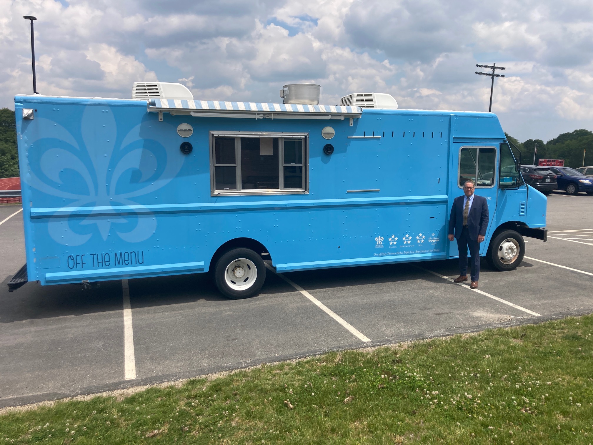 Lincoln High School gets first food truck in new culinary program for