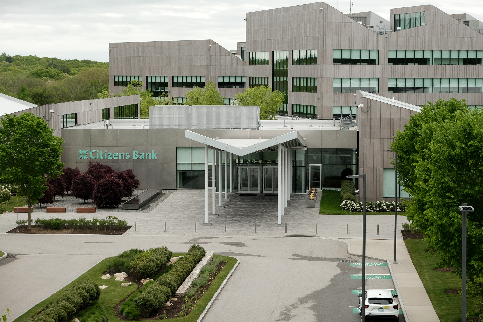 McKee pushes state tax rewrite to keep Citizens Bank rooted in Rhode