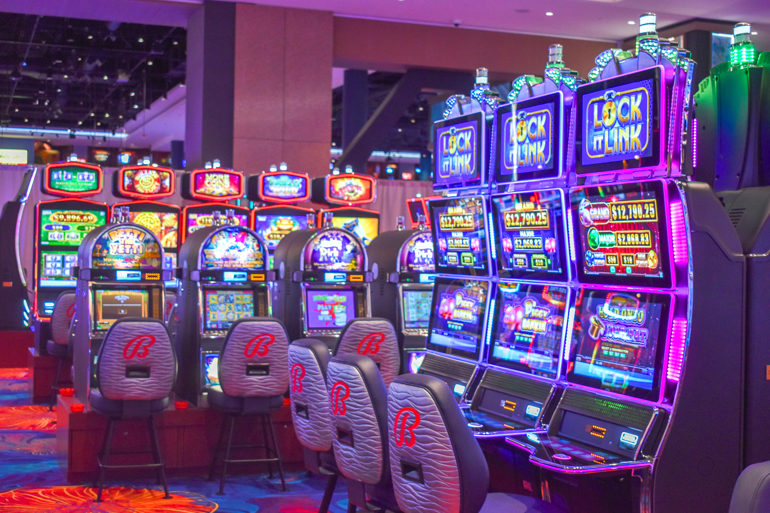 Seeking to entice new patrons, Bally’s creates new smokefree section