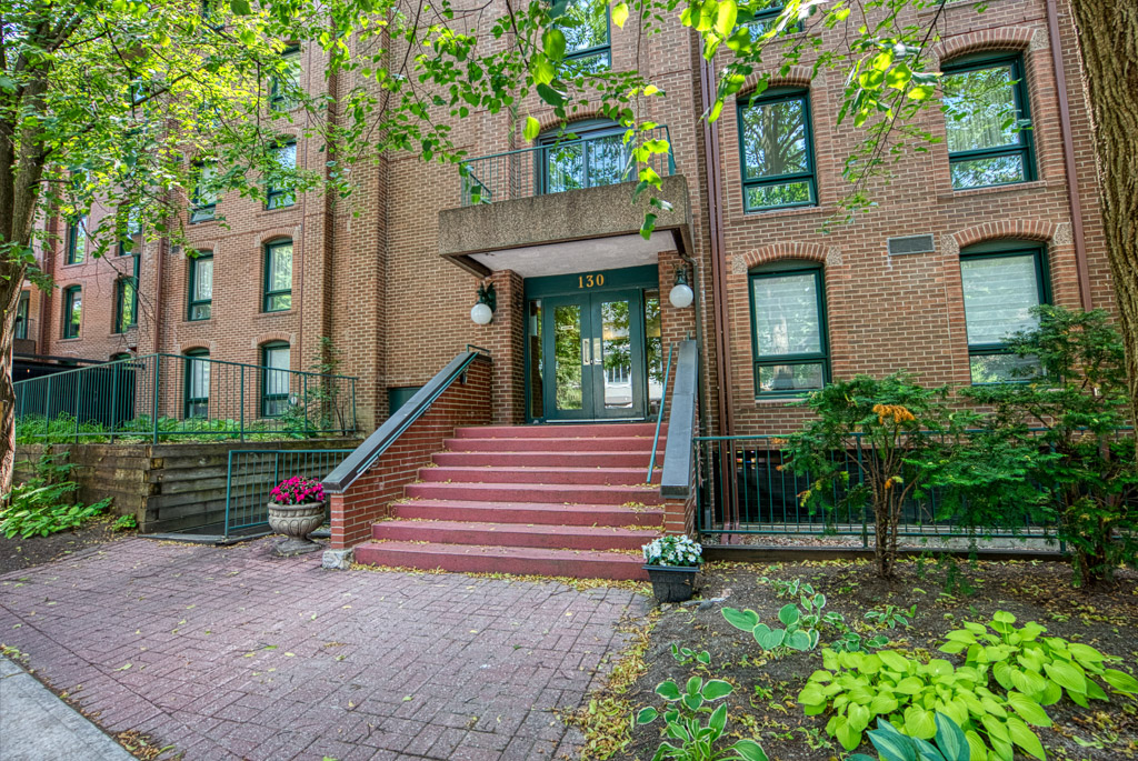 130 Rideau Terrace Unit 3 , Lindenlea Sold Rhodes Barker Luxury Real