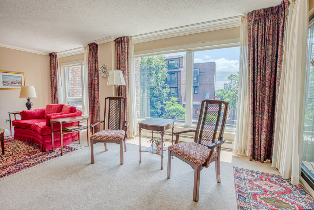 130 Rideau Terrace Unit 3 , Lindenlea Sold Rhodes Barker Luxury Real