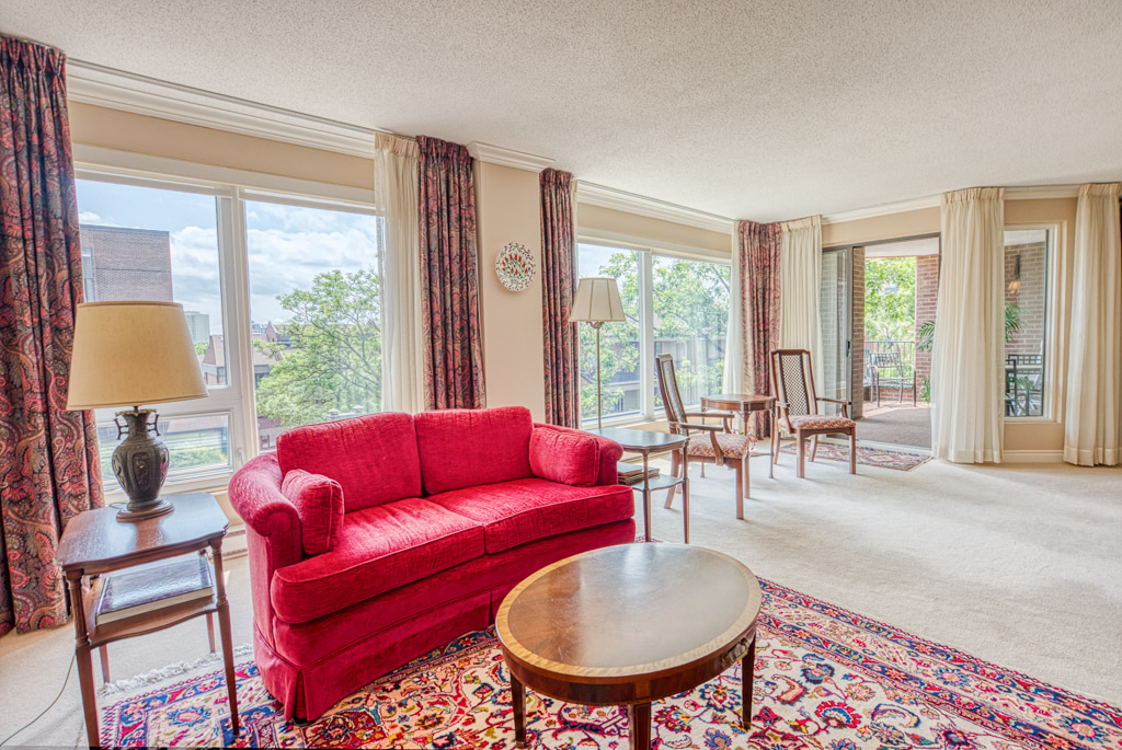 130 Rideau Terrace Unit 3 , Lindenlea Sold Rhodes Barker Luxury Real