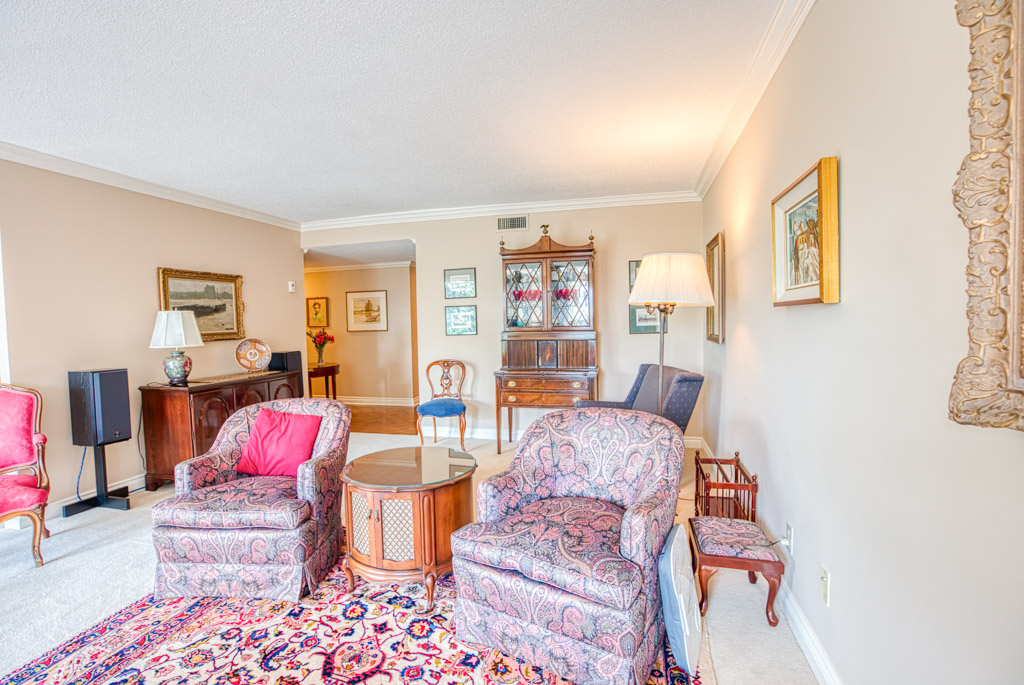 130 Rideau Terrace Unit 3 , Lindenlea Sold Rhodes Barker Luxury Real