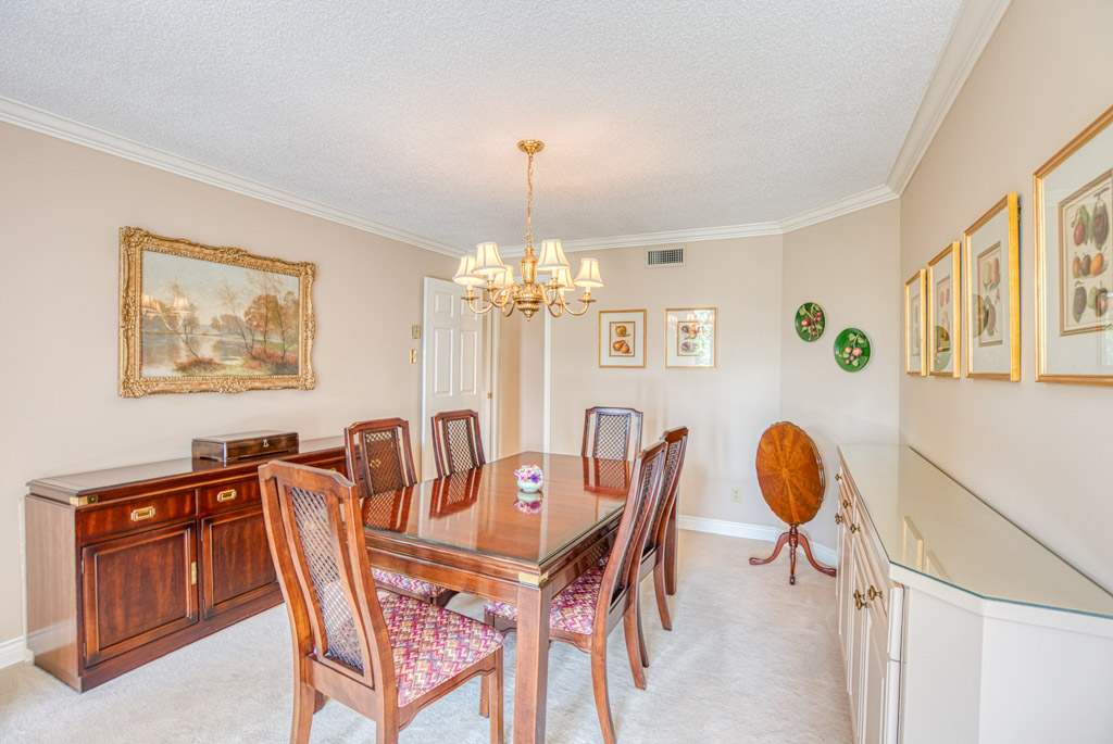 130 Rideau Terrace Unit 3 , Lindenlea Sold Rhodes Barker Luxury Real