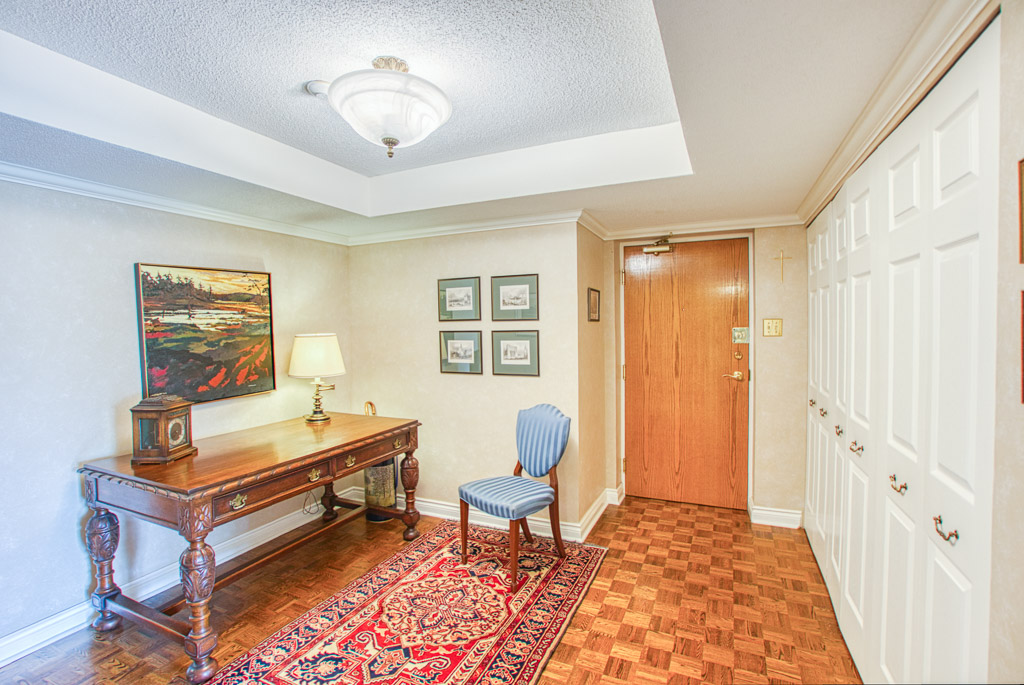 130 Rideau Terrace Unit 3 , Lindenlea Sold Rhodes Barker Luxury Real