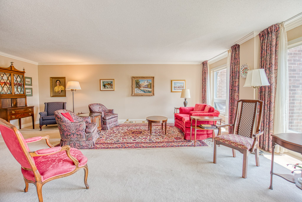 130 Rideau Terrace Unit 3 , Lindenlea Sold Rhodes Barker Luxury Real