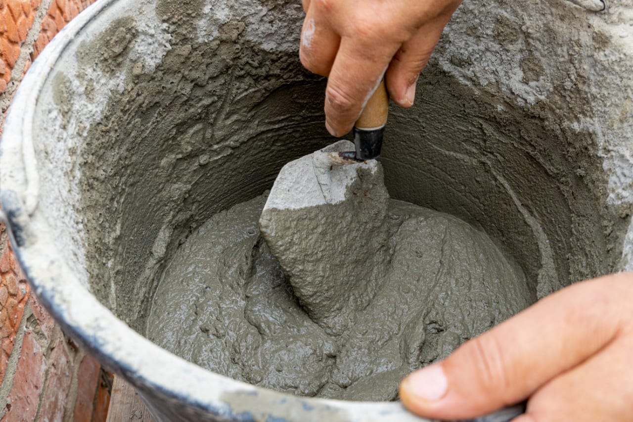 Ready Mix Concrete vs Traditional Manual Mixing Rhombus Concrete