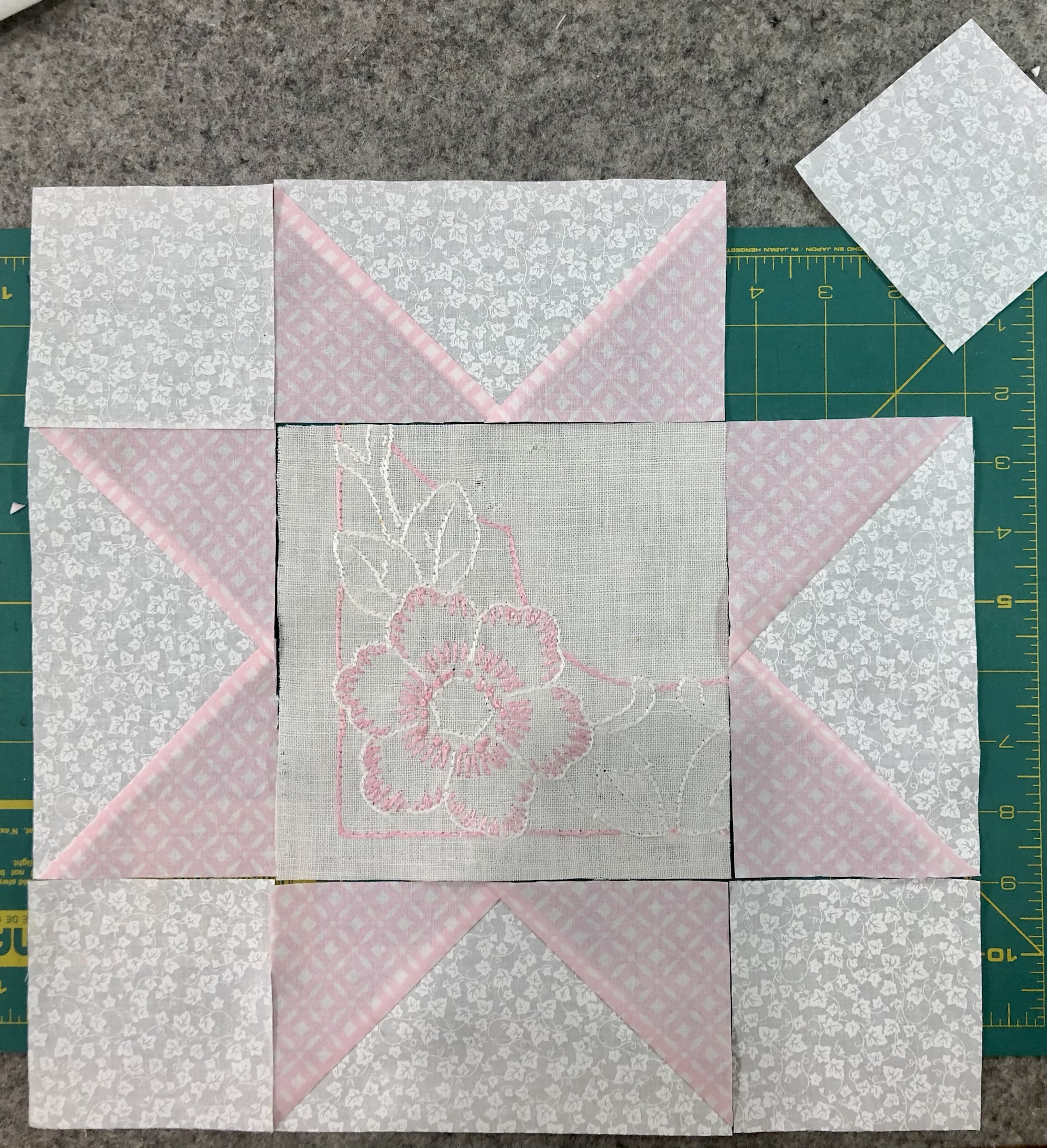 Class 2 Begins! The Vintage Linens Lattice Stars quilt project