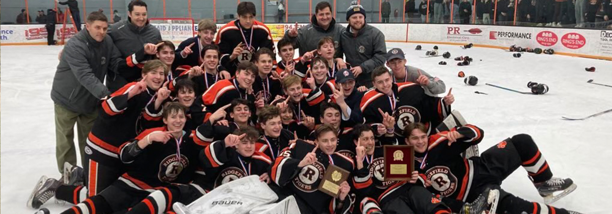 Home Ridgefield High School (Ridgefield Public Schools)