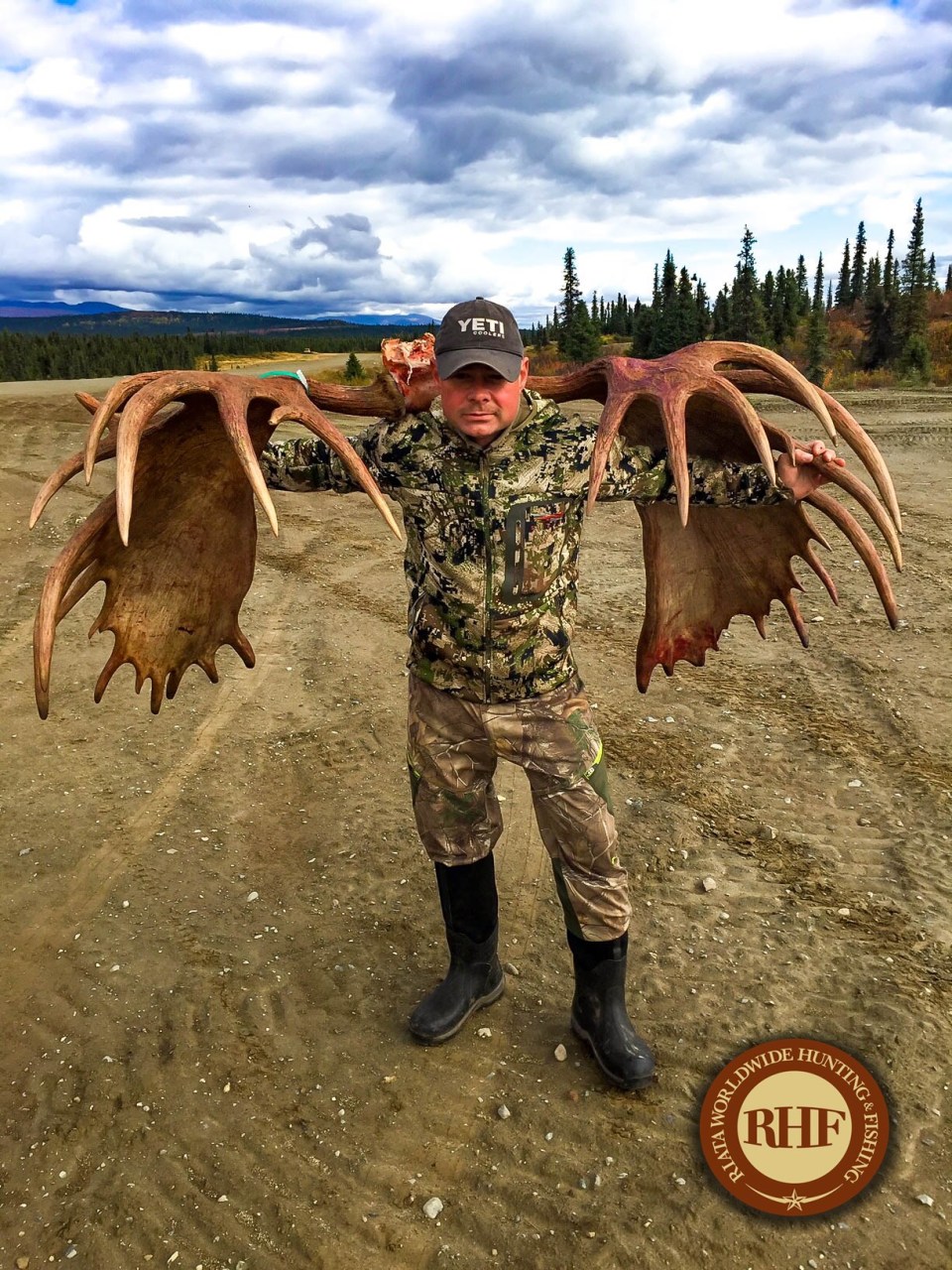 Moose83412 Riata Worldwide Hunting & Fishing