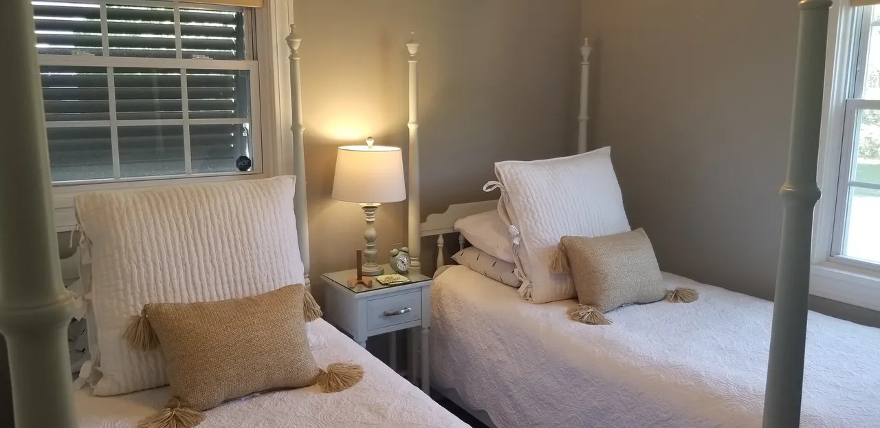 Summer Vacation & Property Rentals in Misquamicut Beach RI Real Estate Agency